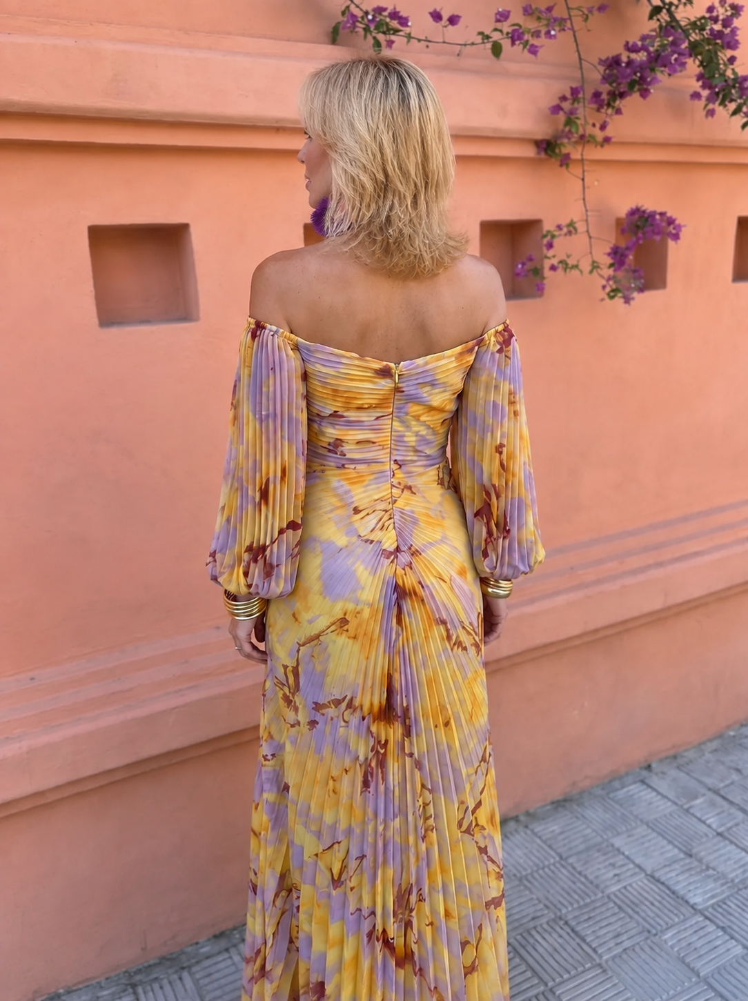 Greta | Vestido largo floral con escote pronunciado