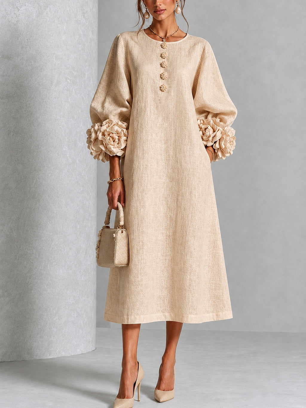 Vestido Midi Beige con Flores, Botones y Mangas Exuberantes