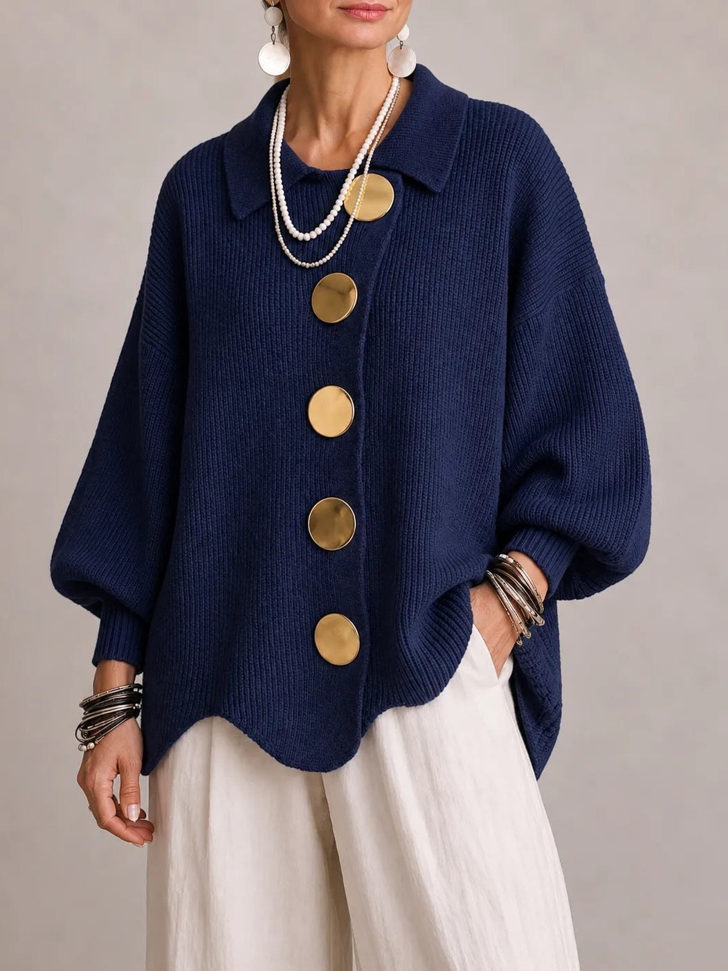 Milena | Cárdigan Oversize de Pana con Orlo Smerlato, Azul Marino