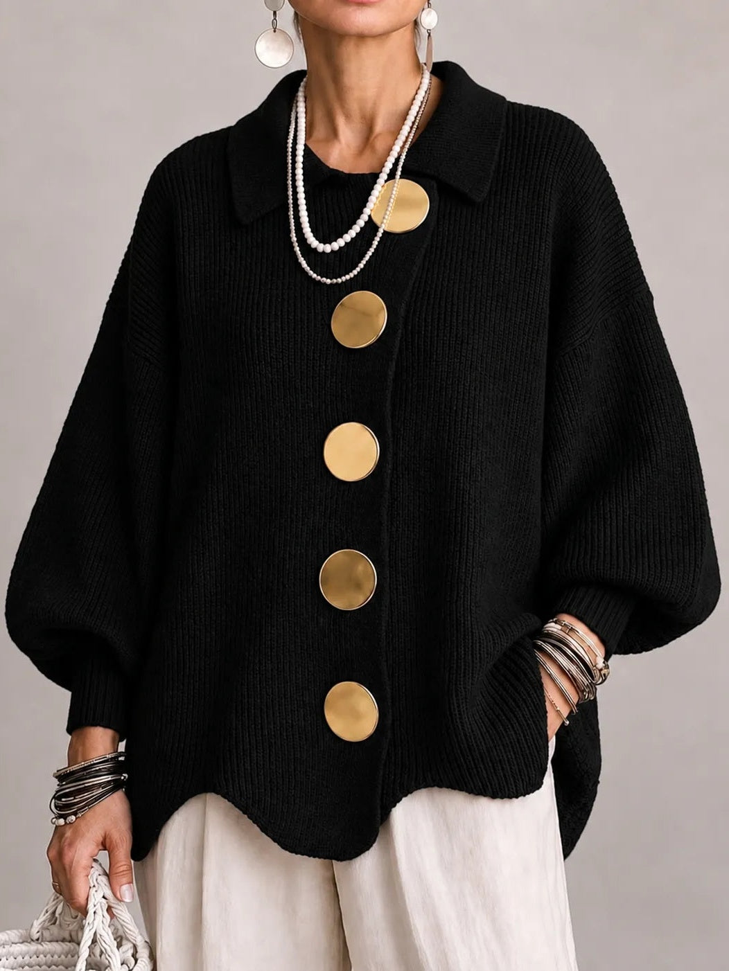 Maddalena | Cardigan Oversize de Canalé con Bajo Festoneado, Negro