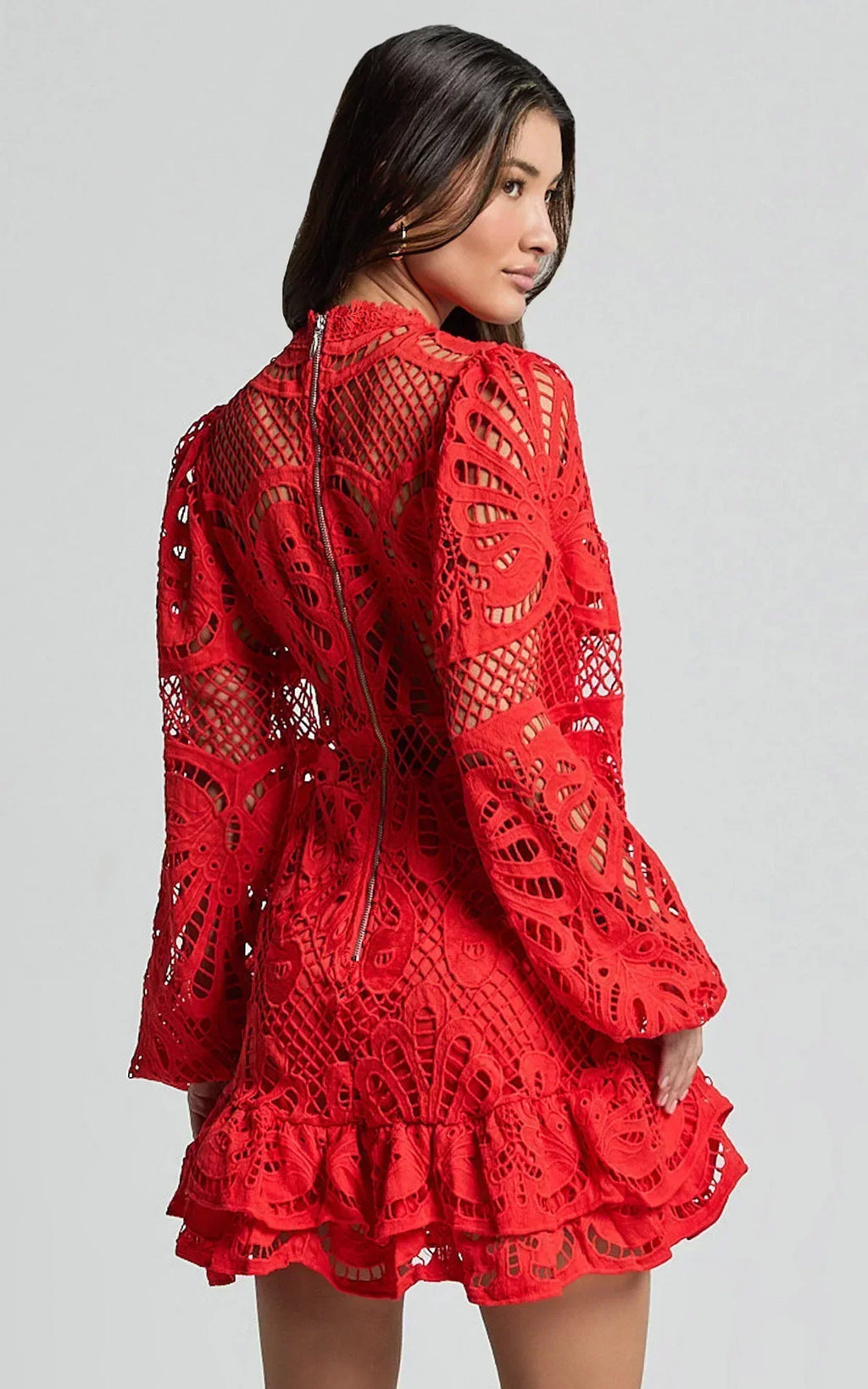 Lilly - Vestido corto elegante con cuello mao