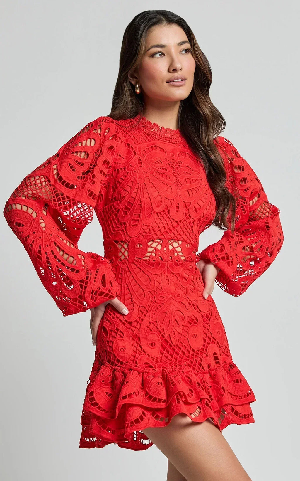 Lilly - Vestido corto elegante con cuello mao