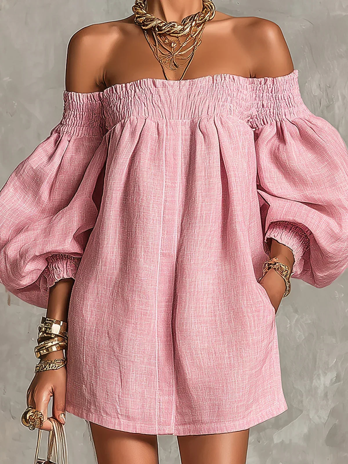 Gisela Vestido Mini Rosa en Línea A con Mangas Farol y Hombros al Descubierto