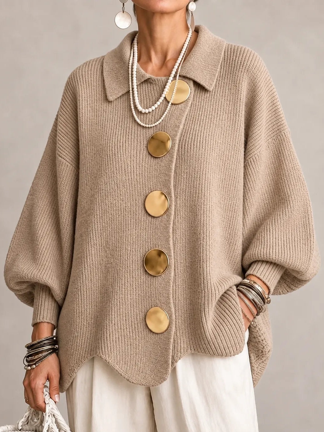 Iolanda | Cardigan Oversize de Puntos con Dobladillo Ondulado, Beige Arena