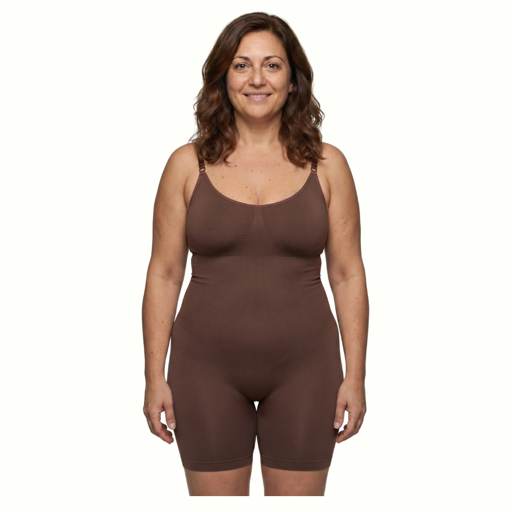 Body moldeador con pantalón corto