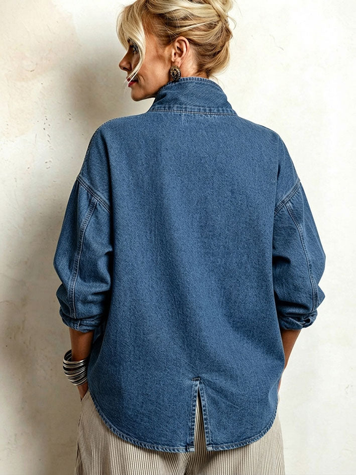 Isotta | Camisa Oversize de Denim con Abotonadura Diagonal, Azul